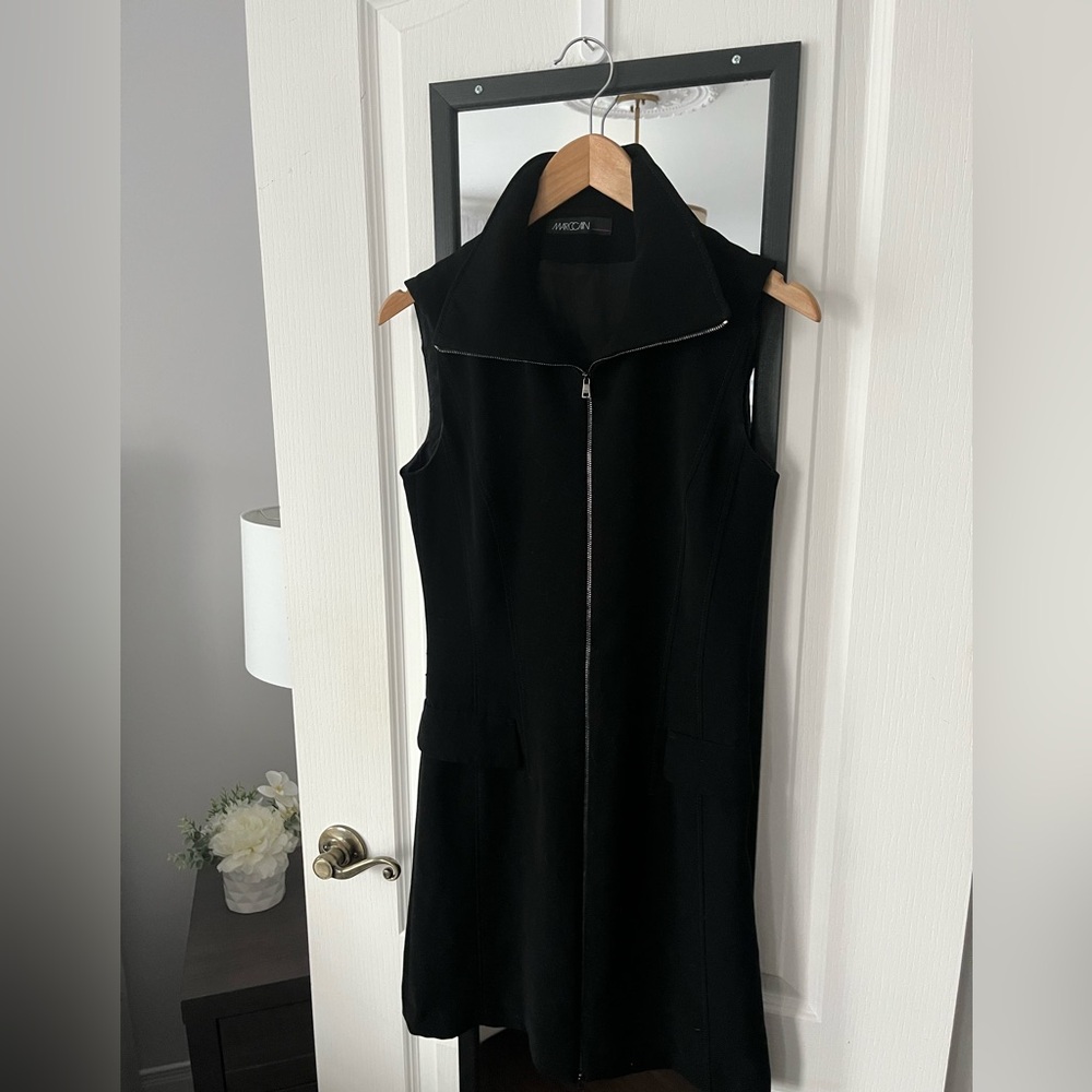 MARCCAIN black zip up dress